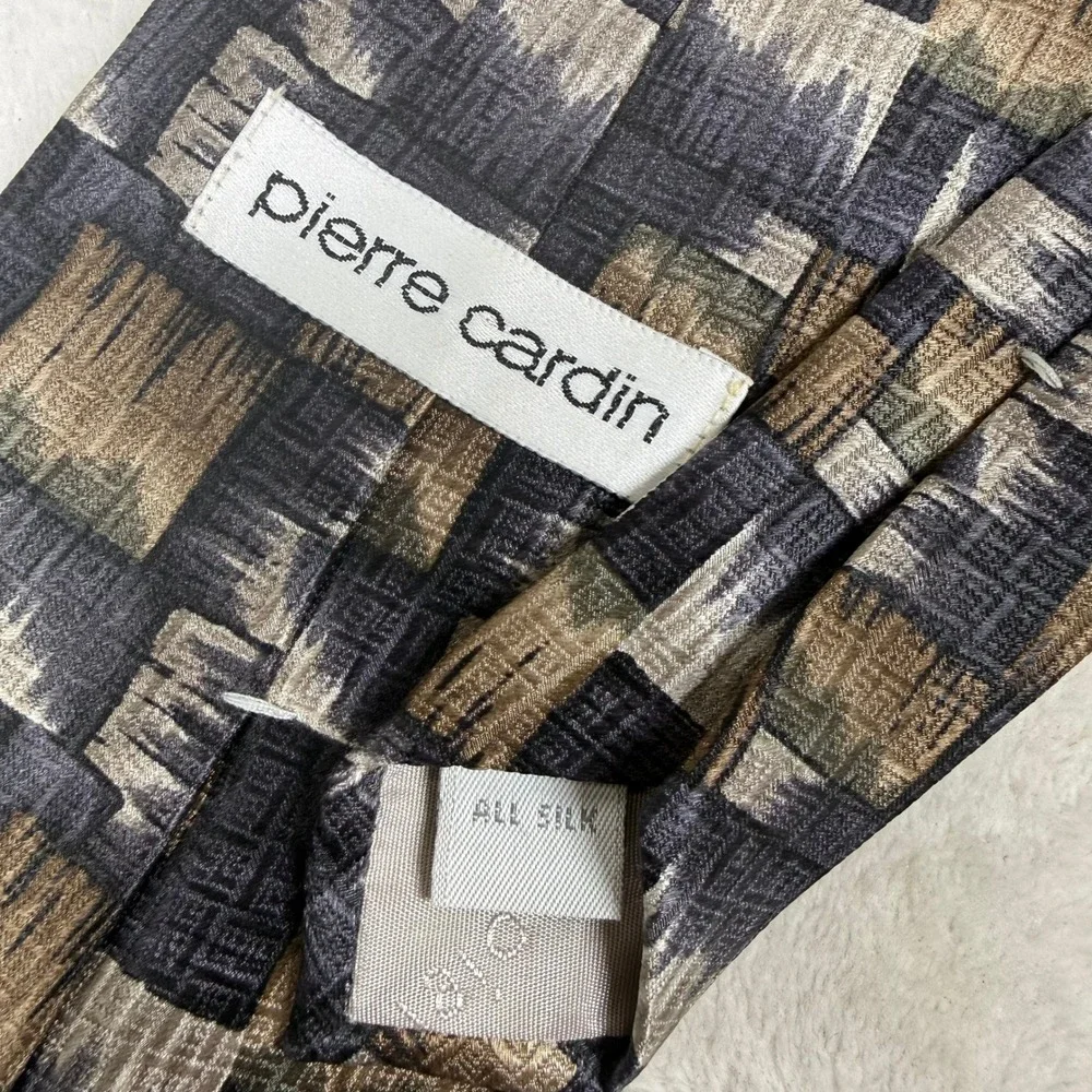 Pierre Cardin brand pierre